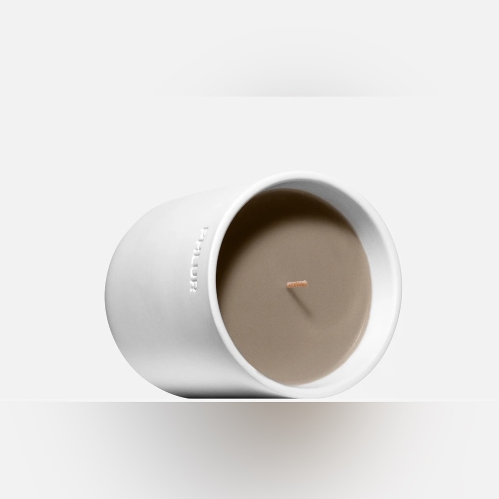PHLUR HANAMI SCENTED CANDLE